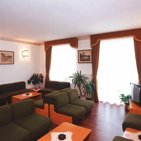 Scarpone Hotel Forni Avoltri