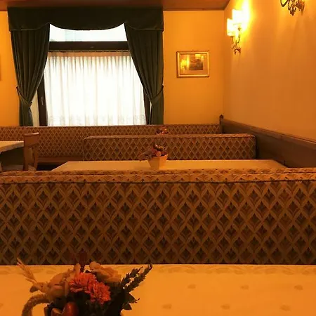 Hotel Scarpone Forni Avoltri