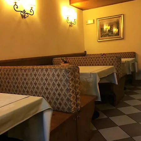 Hotel Scarpone 3*