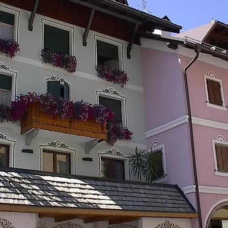 Hotel Scarpone Forni Avoltri